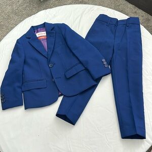 Boys navy blue suit size 4